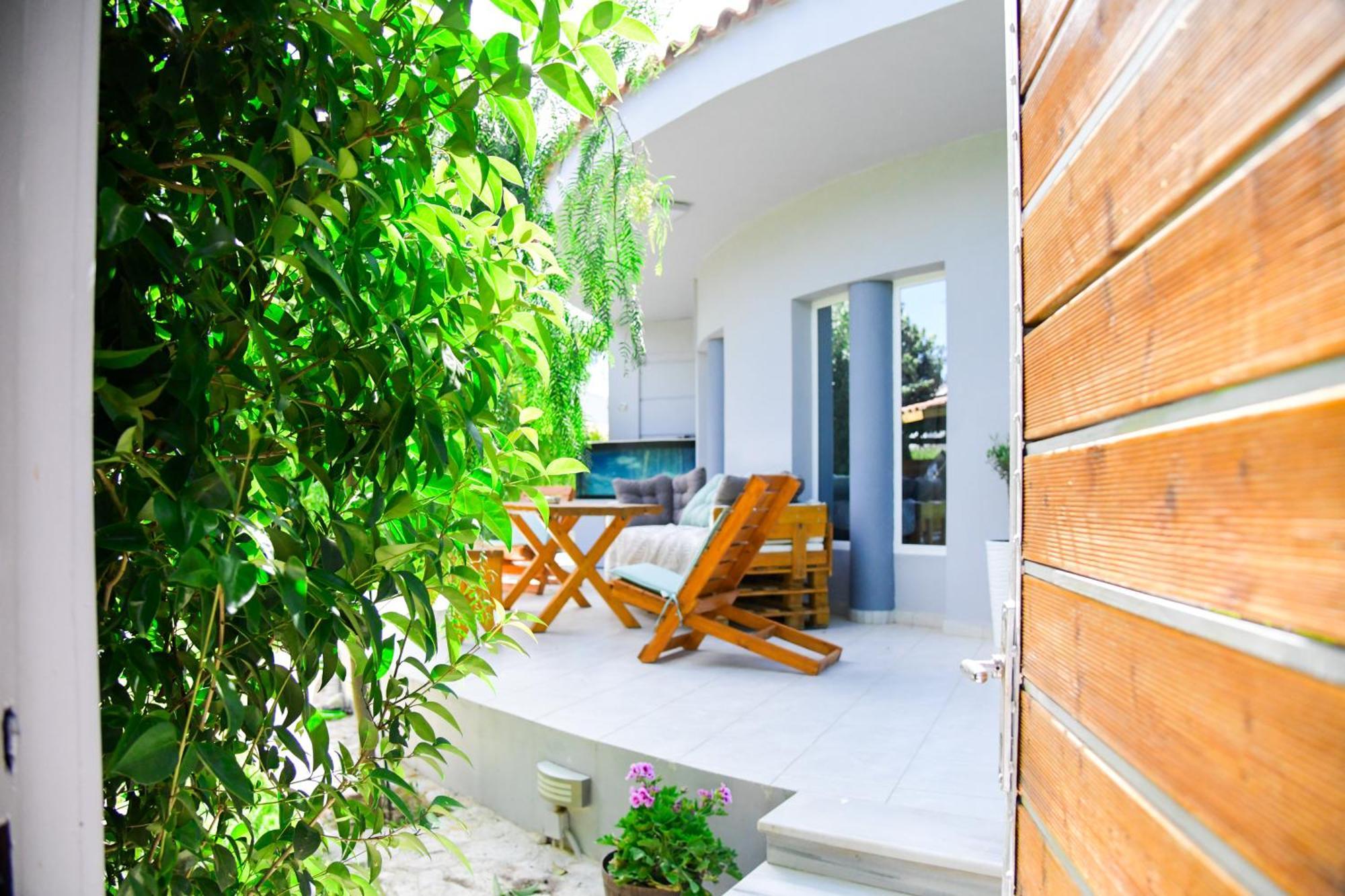 Angel Paradise Villa Corinth 外观 照片