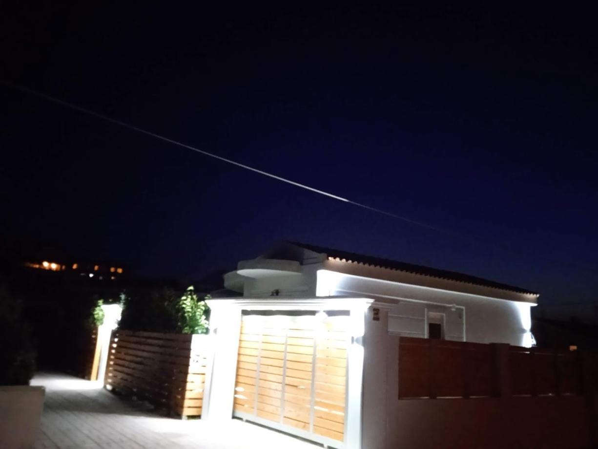 Angel Paradise Villa Corinth 外观 照片